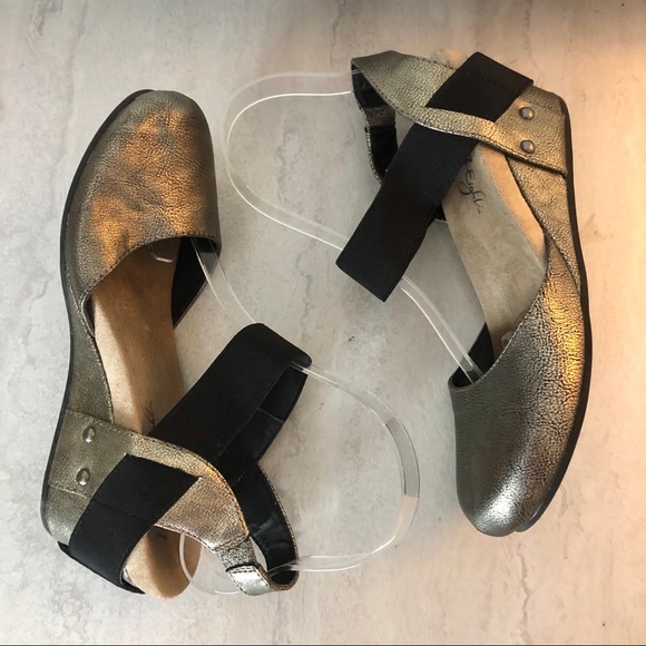 women's vintage 7 eight freedom wedges